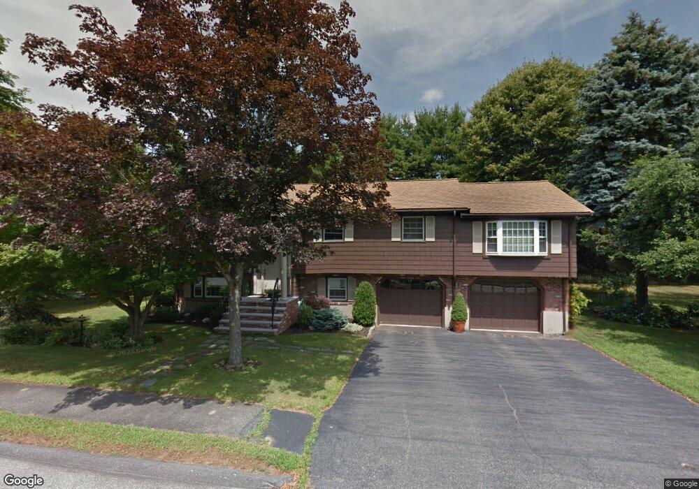 3 Cassidy Dr, Woburn, MA 01801 - photo 1