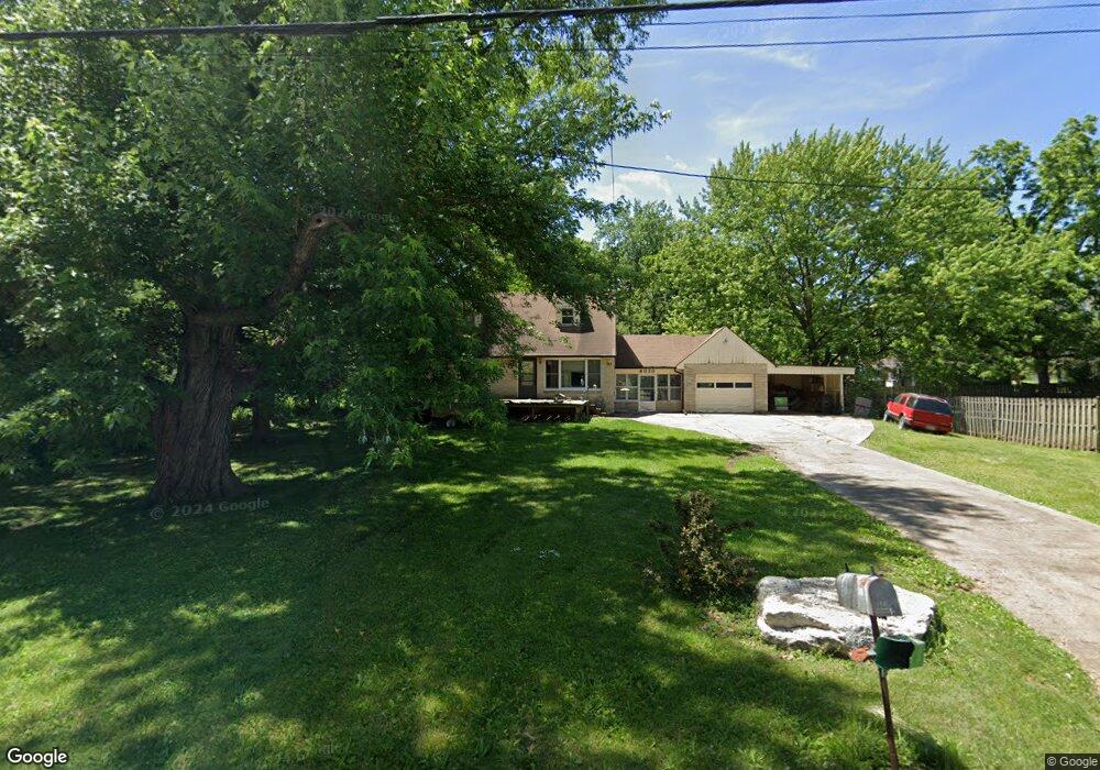 4020 E 32nd St, Des Moines, IA 50317 - photo 1