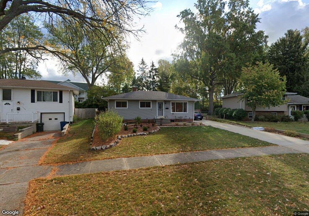 359 Erieview Blvd, Sheffield Lake, OH 44054 - photo 1