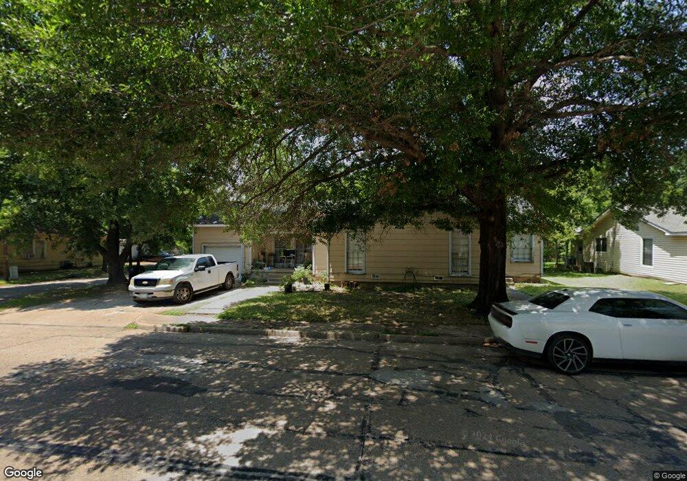 110 W Gilmer St, Ennis, TX 75119 - photo 1