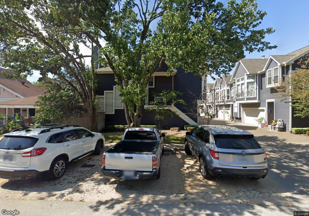 735 Arlington St unit 6, Houston, TX 77007 - photo 1
