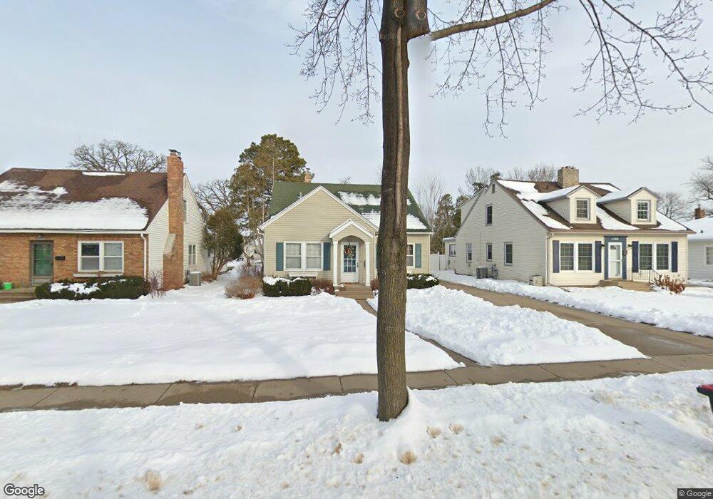 1712 W 5th St, Red Wing, MN 55066 - photo 1