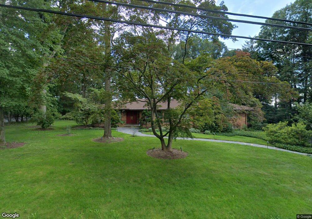 32 Rolling Ridge Rd, Upper Saddle River, NJ 07458 - photo 1