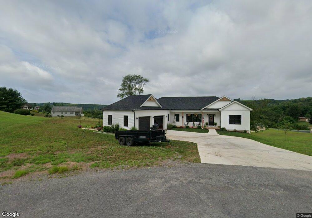 14 Midland Ct, New Ringgold, PA 17960 - photo 1