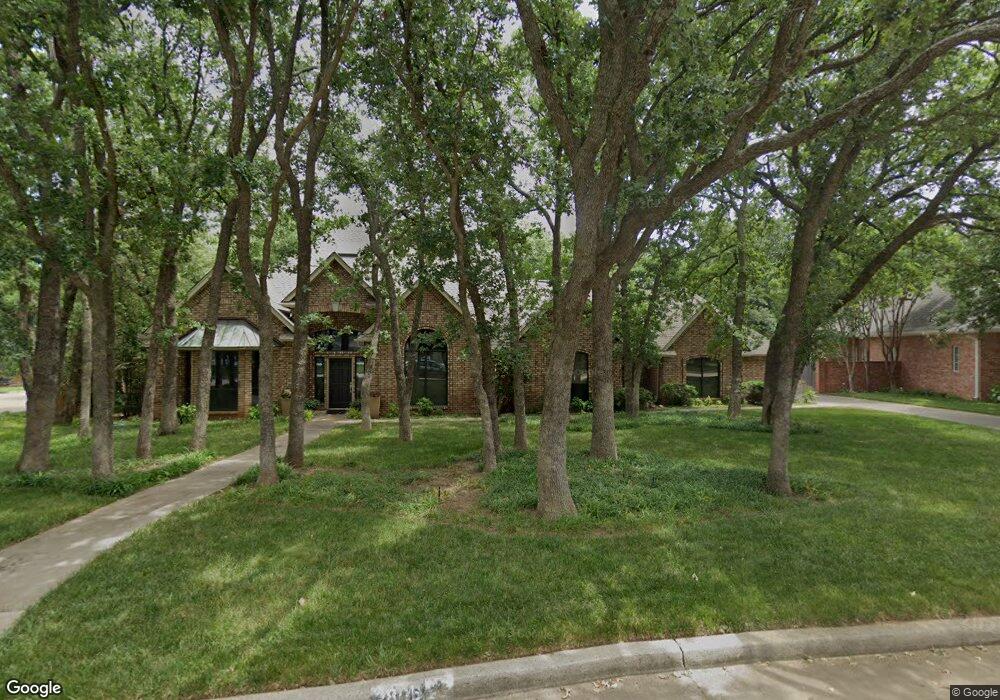 2806 Wildoaks Dr, Duncan, OK 73533 - photo 1