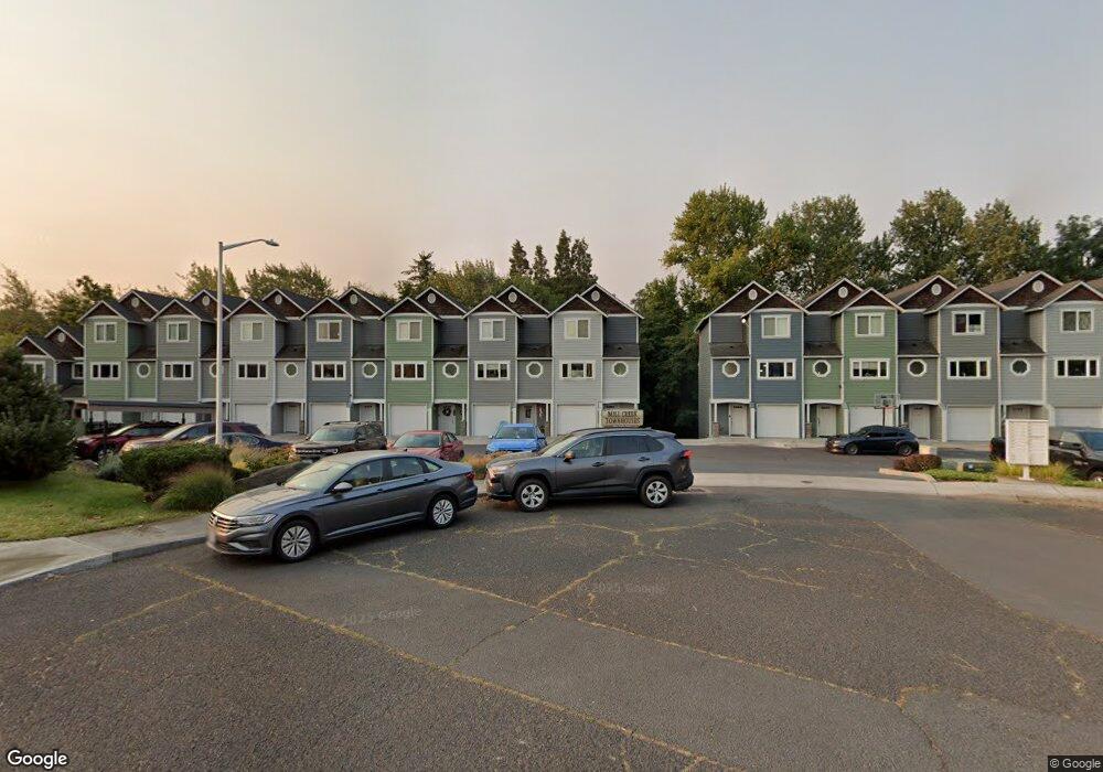 992 W 8th Place, the Dalles, OR 97058 - photo 1