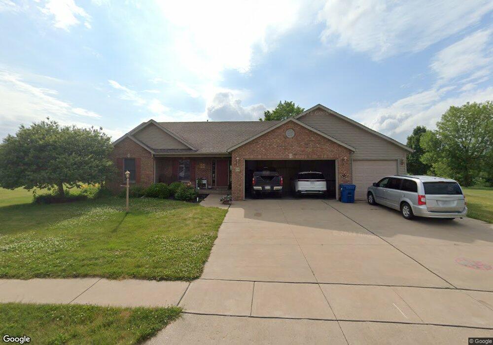 10 Jacob Dr, Eldridge, IA 52748 - photo 1