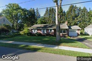 13 North St, Hatfield, MA 01038