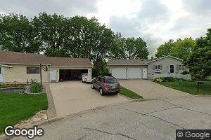 435 4th Ave NE, Plainview, MN 55964