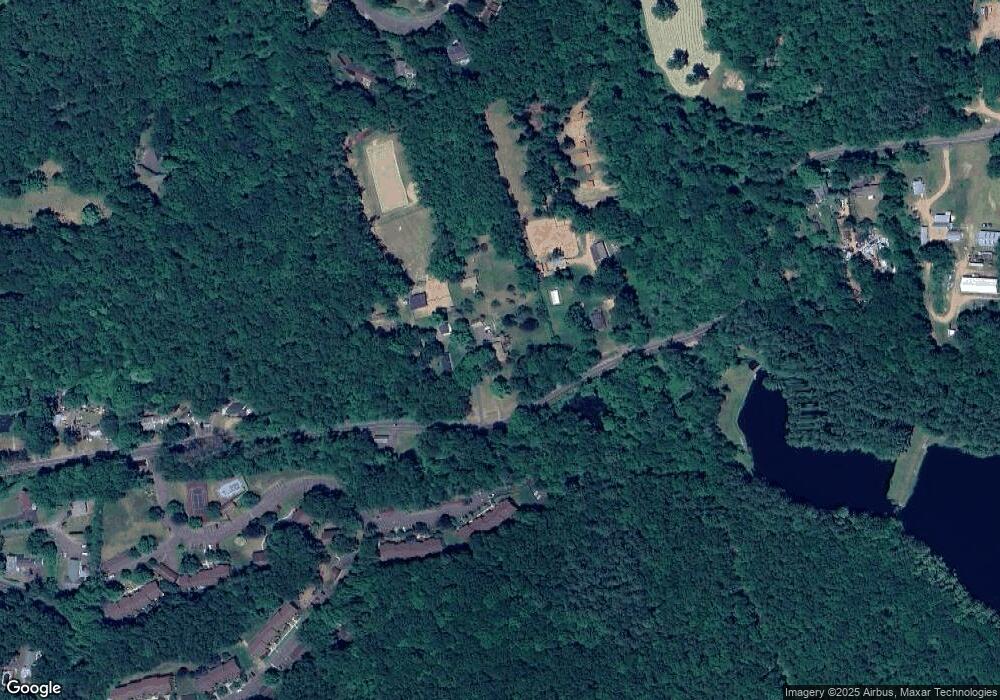 531 Lydall St, Manchester, CT 06042 - photo 1