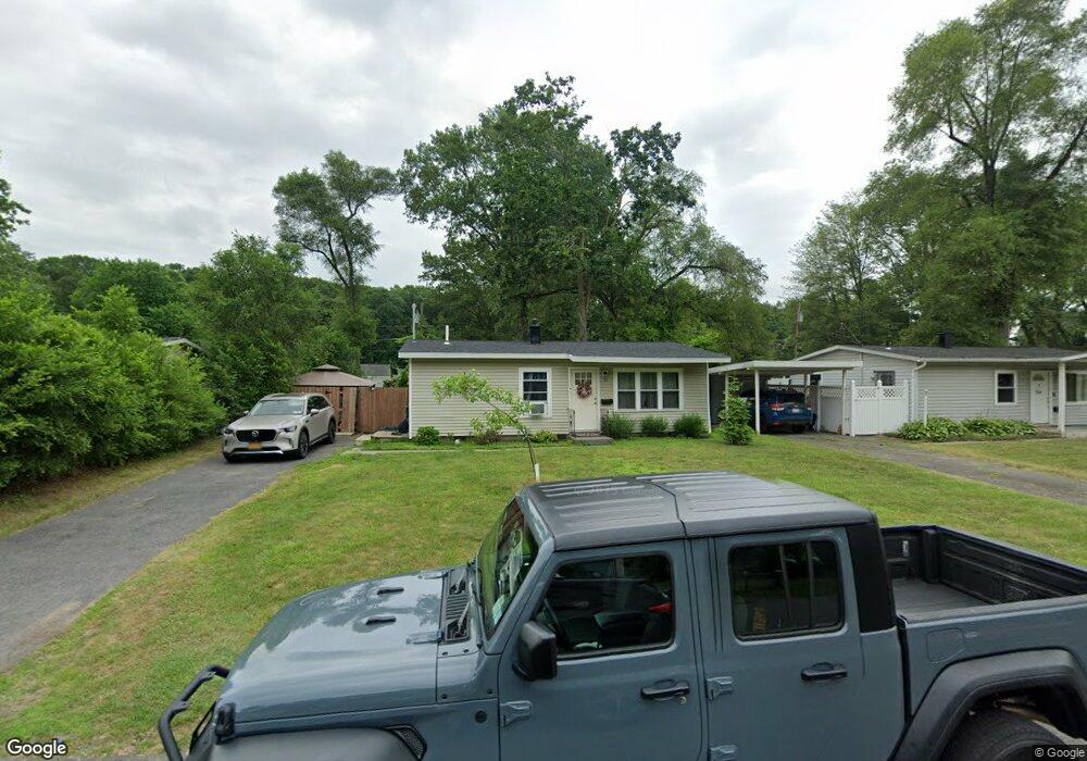 26 Sherwood Dr, Latham, NY 12110 - photo 1