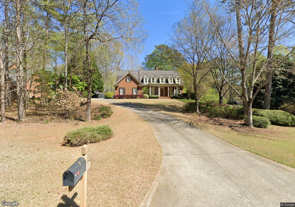 2190 Lake Grove Ln, Alpharetta, GA 30004 - photo 1