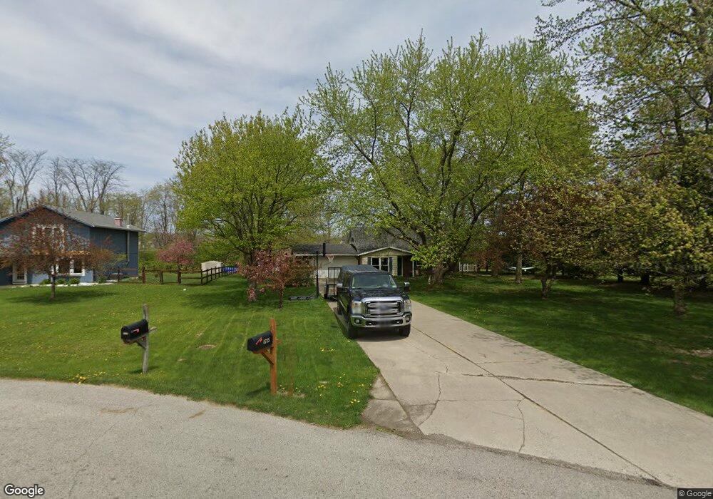 8735 Multirose Ln, Leo, IN 46765 - photo 1