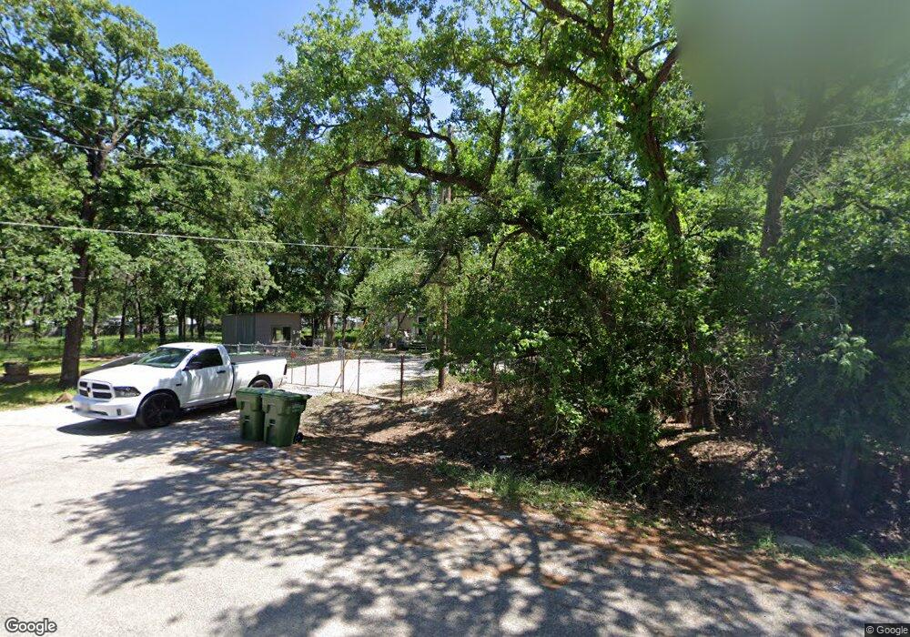 6695 Hill Ct, Azle, TX 76020 - photo 1