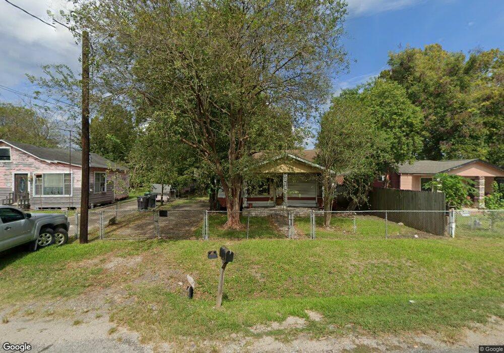 4017 Vaughn St, Houston, TX 77016 - photo 1