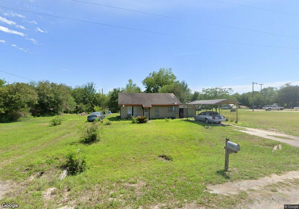 2516 Old Houston Hwy, Beeville, TX 78102 - photo 1