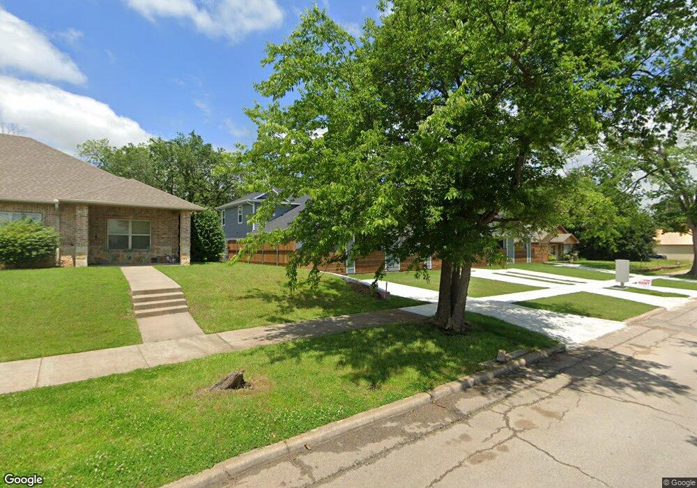 713 W Woodard St, Denison, TX 75020 - photo 1