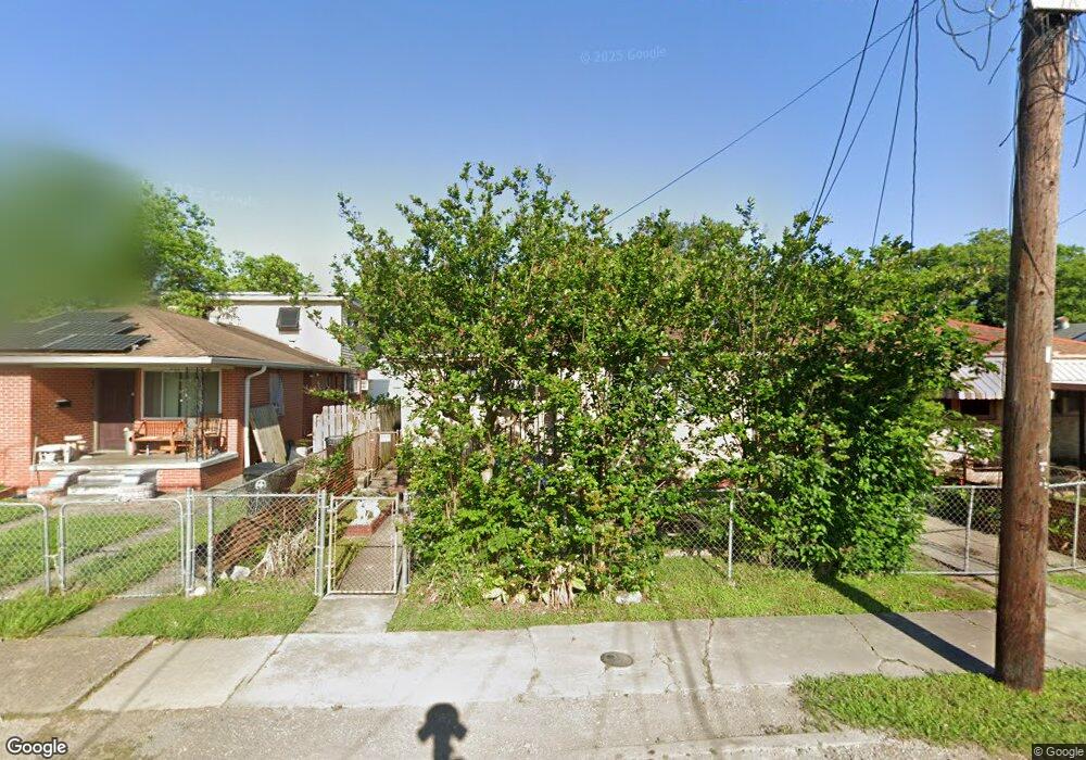 1318 Mazant St, New Orleans, LA 70117 - photo 1