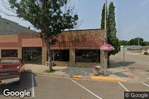 401 Briggs Ave S, Park River, ND 58270