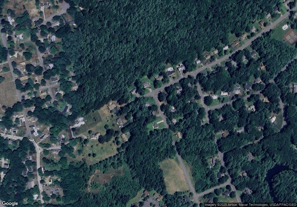 53 Beaver Dam Rd, South Berwick, ME 03908 - photo 1