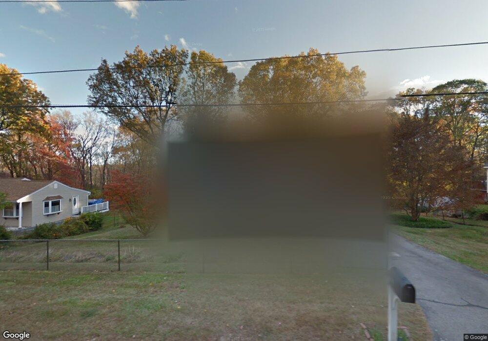 114 Hemlock Dr, Holliston, MA 01746 - photo 1