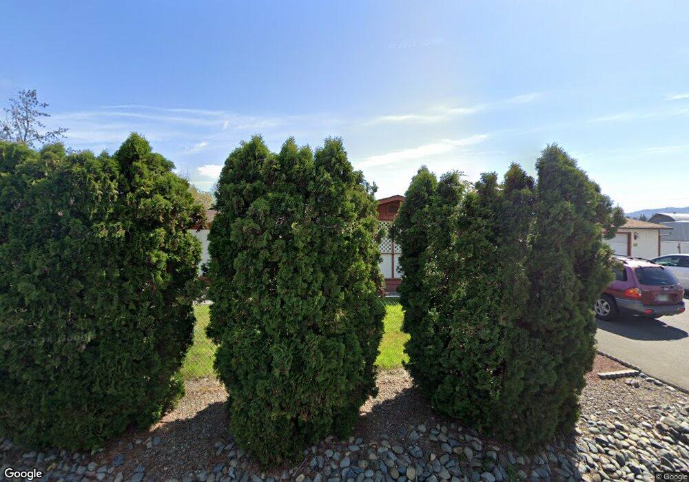 1427 Wineteer Ln, Grants Pass, OR 97527 - photo 1