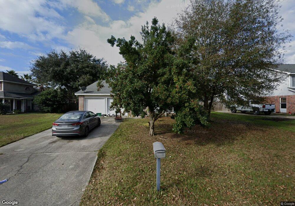 3143 Meadow Lake Dr E, Slidell, LA 70461 - photo 1