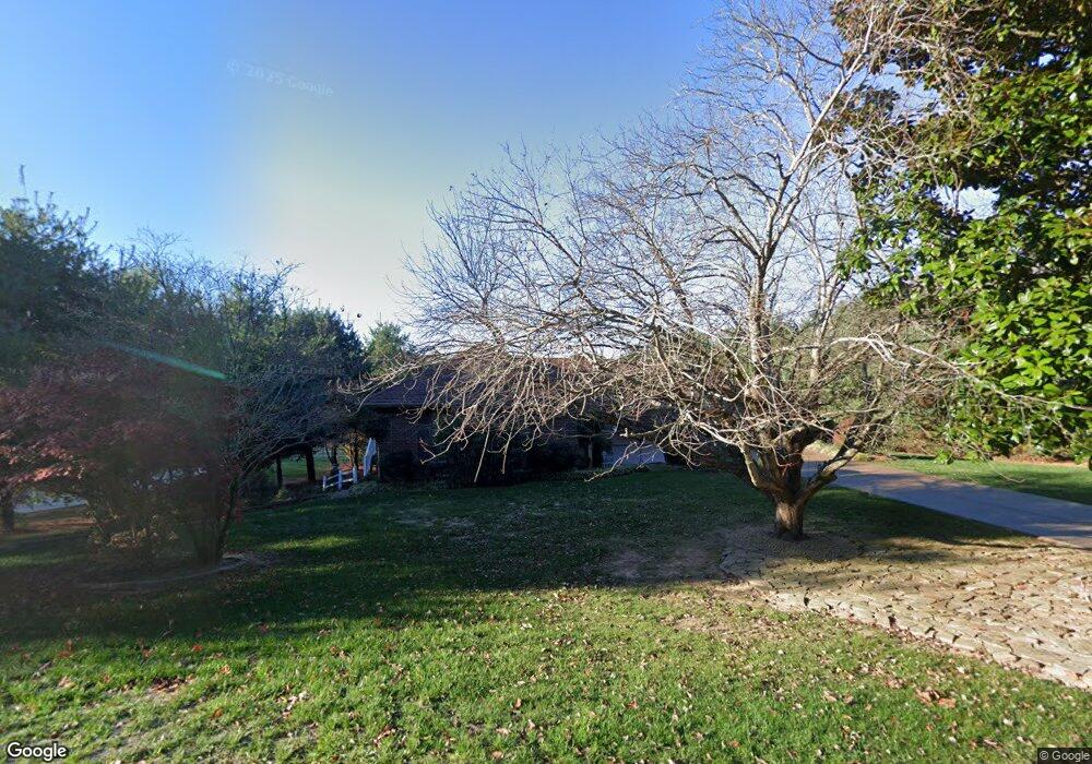 1439 N Plantation Dr, Cookeville, TN 38506 - photo 1