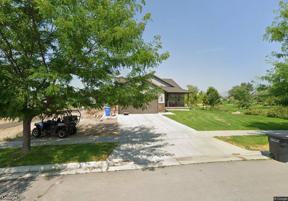 528 W 20 N unit 17, Hyrum, UT 84319 - photo 1