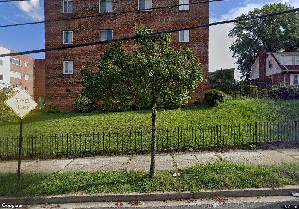 14 Halley Place SE unit 304, Washington, DC 20032 - photo 1