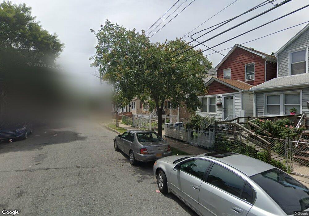 15057 116th Rd, Jamaica, NY 11434 - photo 1