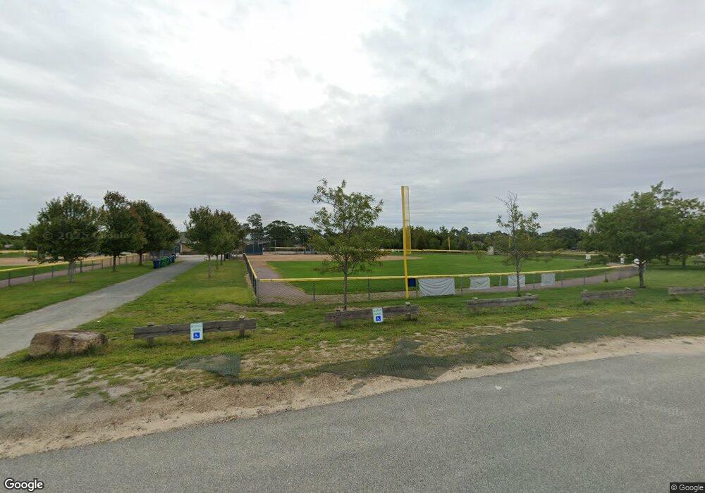 35 Pembroke Ave, Warwick, RI 02889 - photo 1