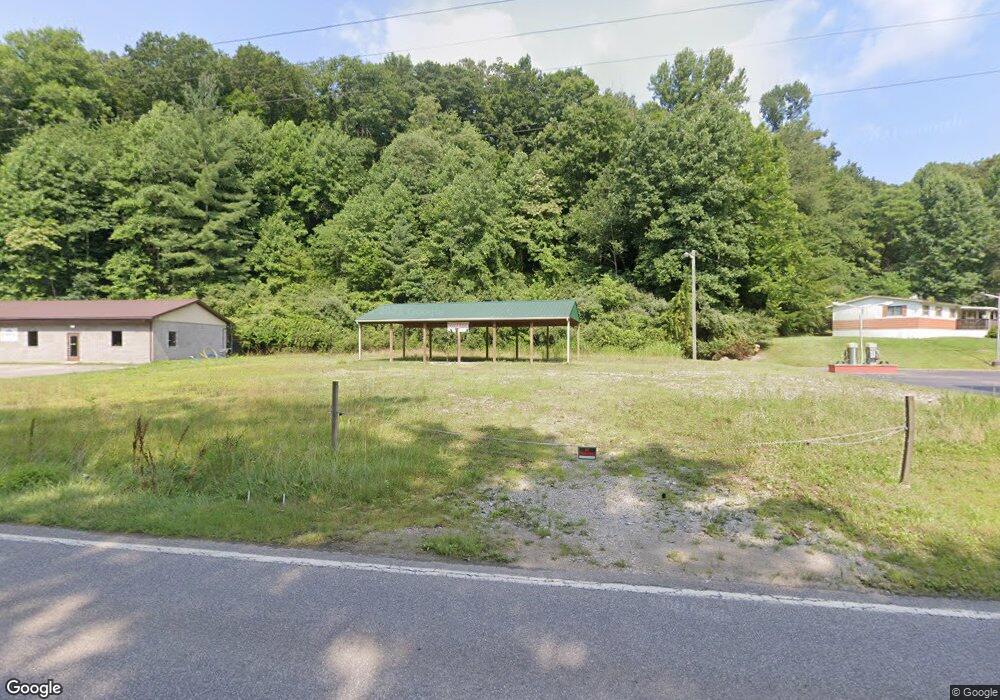 508 Midway Rd, Alum Creek, WV 25003 - photo 1