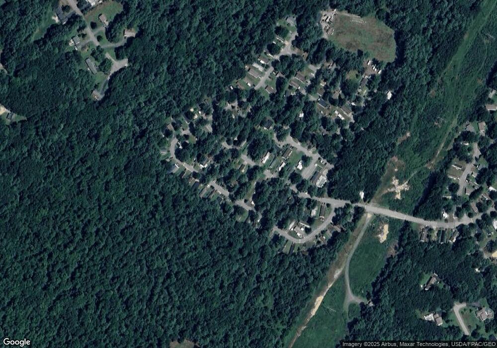 92 Evergreen Dr, Gorham, ME 04038 - photo 1