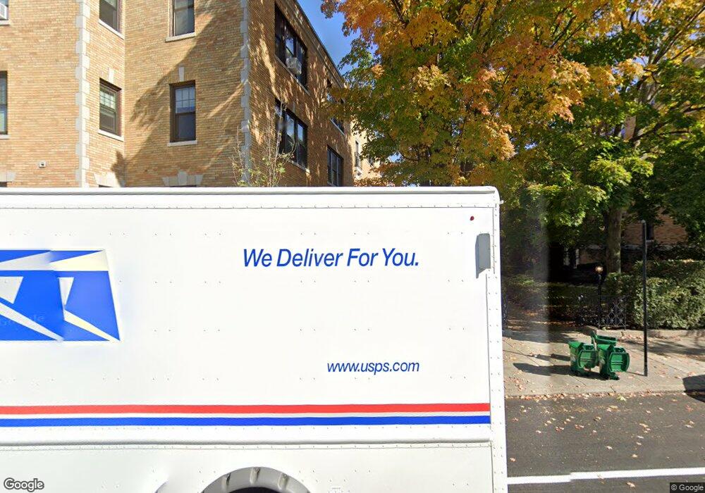 419 Washington St unit 6, Brookline, MA 02446 - photo 1