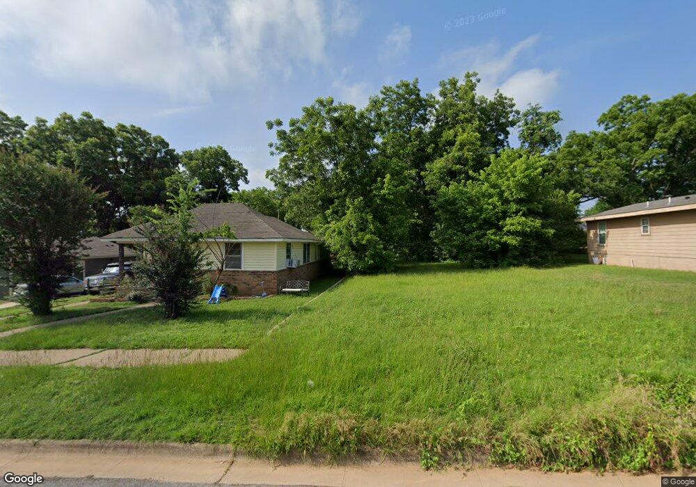 410 W Elm St, Denison, TX 75020 - photo 1