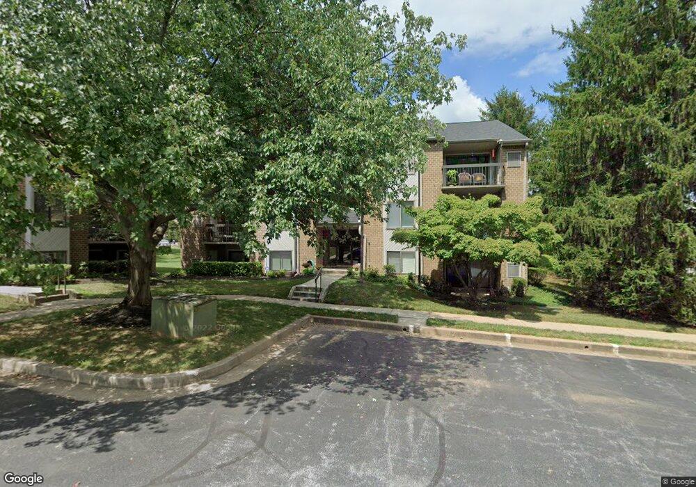 10 Glenamoy Rd unit 10 Glenamoy, Lutherville Timonium, MD 21093 - photo 1