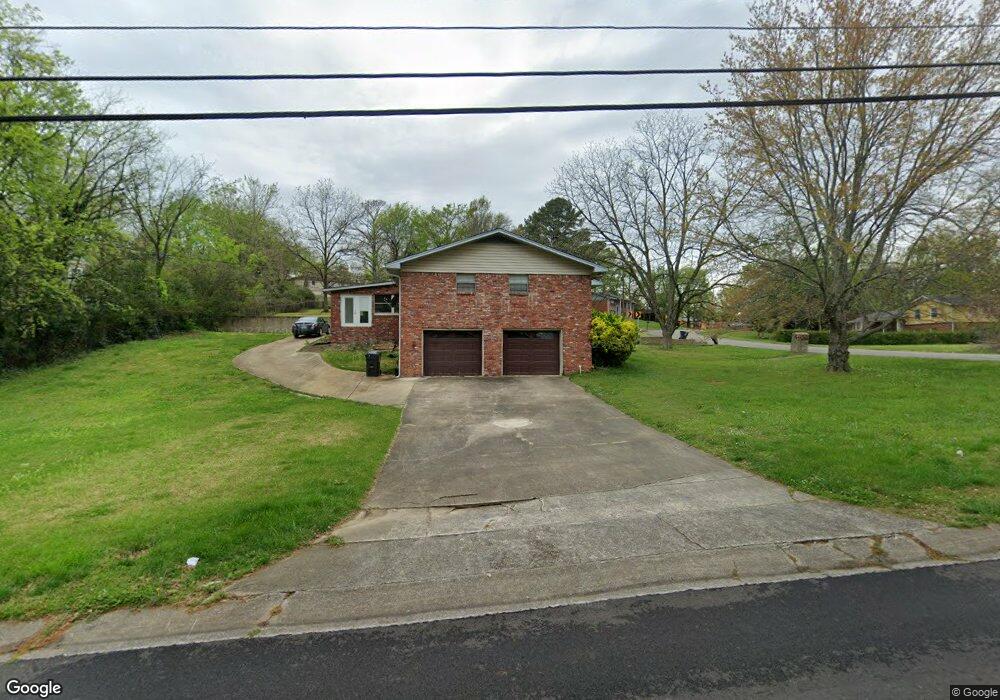 301 25th Ave NW, Center Point, AL 35215 - photo 1