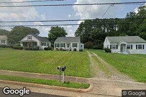 208 Hurt St, Chatham, VA 24531