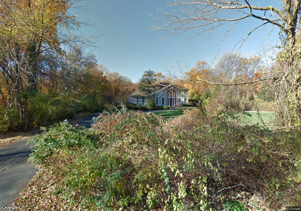 655 Eleven O Clock Rd, Fairfield, CT 06824 - photo 1