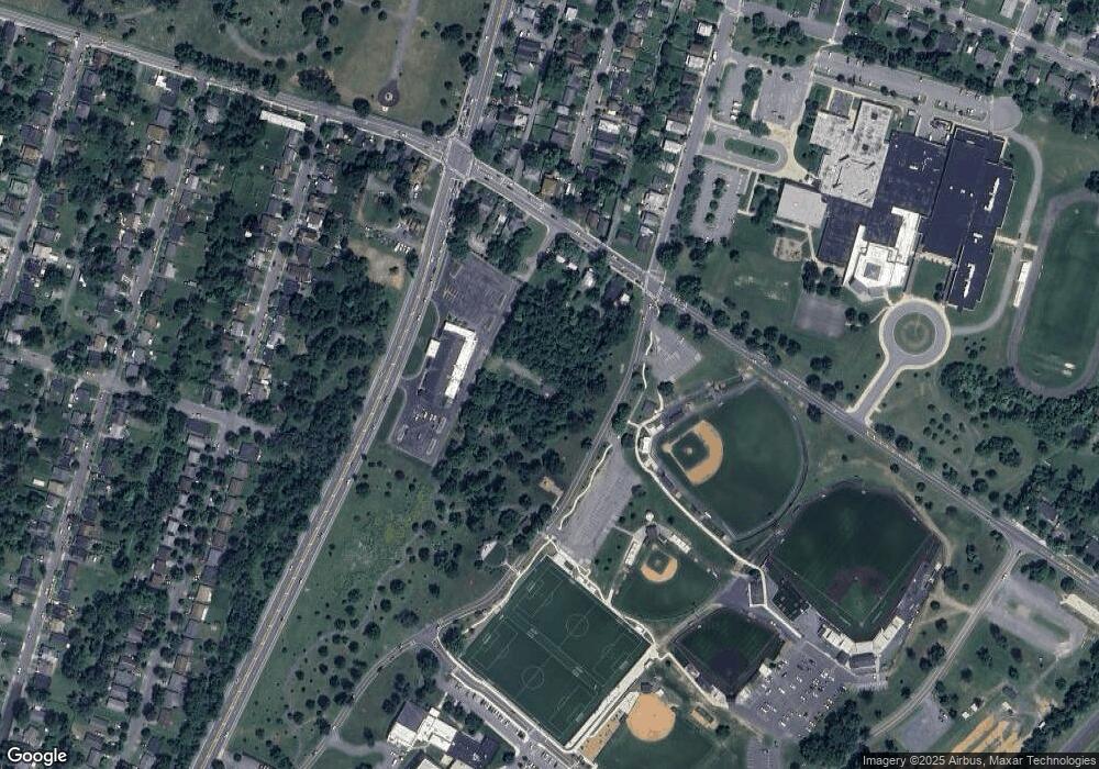 220 S Euclid Ave, Winchester, VA 22601 - photo 1