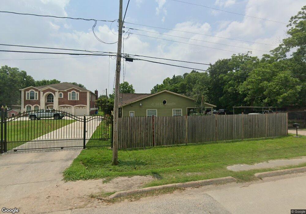 1934 Skinner Rd, Houston, TX 77093 - photo 1