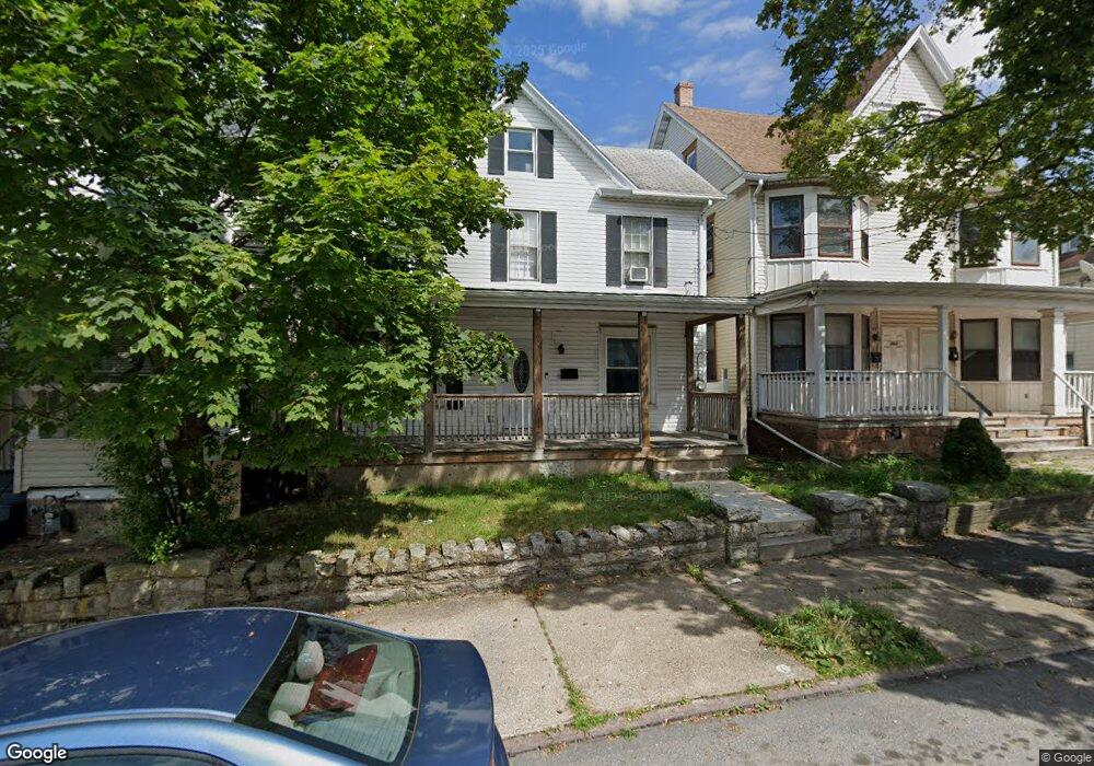 565 N Locust St, Hazleton, PA 18201 - photo 1