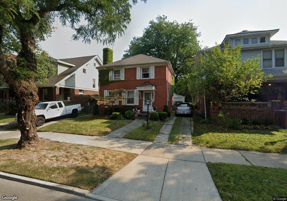 1248 Lakepointe St, Grosse Pointe Park, MI 48230 - photo 1