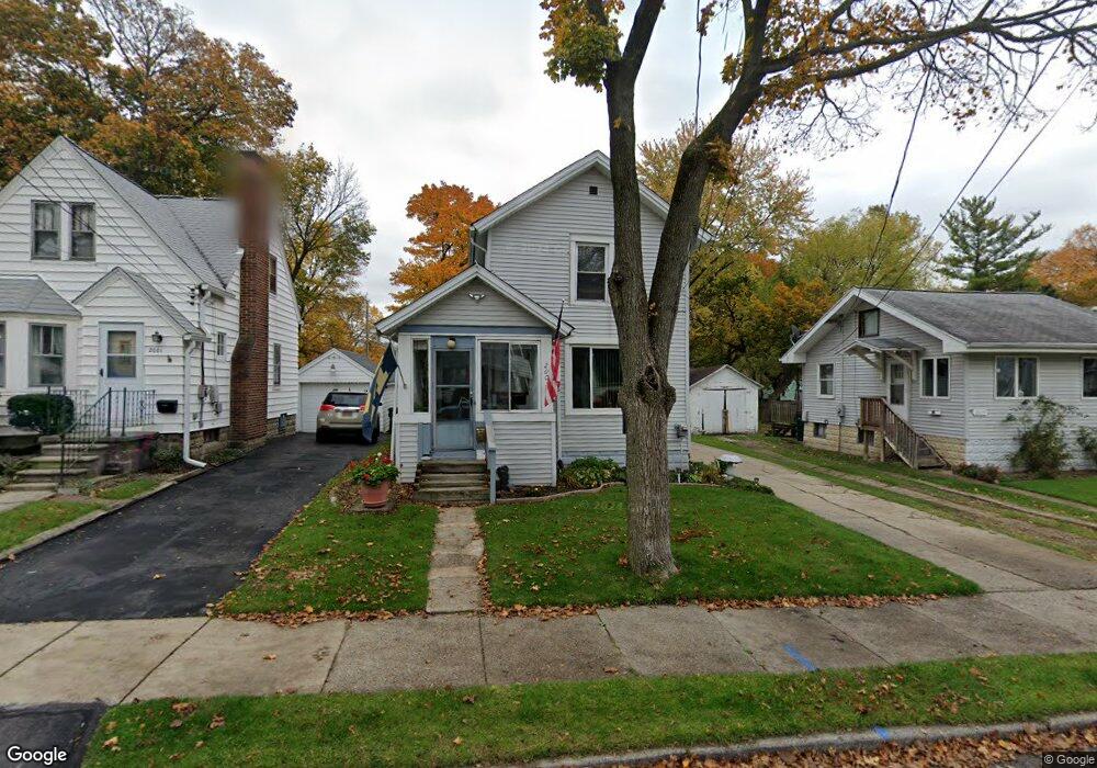 2005 Roberts Ln, Lansing, MI 48910 - photo 1