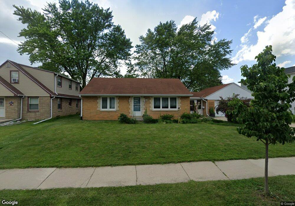 4719 N 127th St, Butler, WI 53007 - photo 1