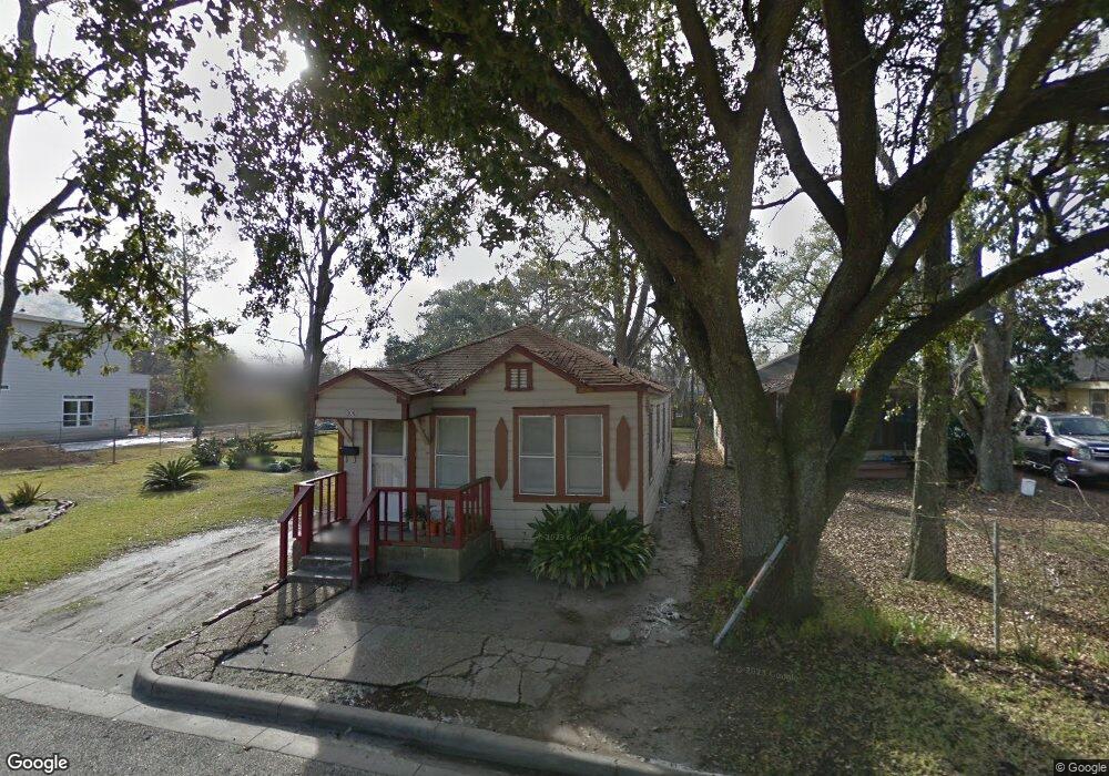 306 E 36th St, Houston, TX 77018 - photo 1
