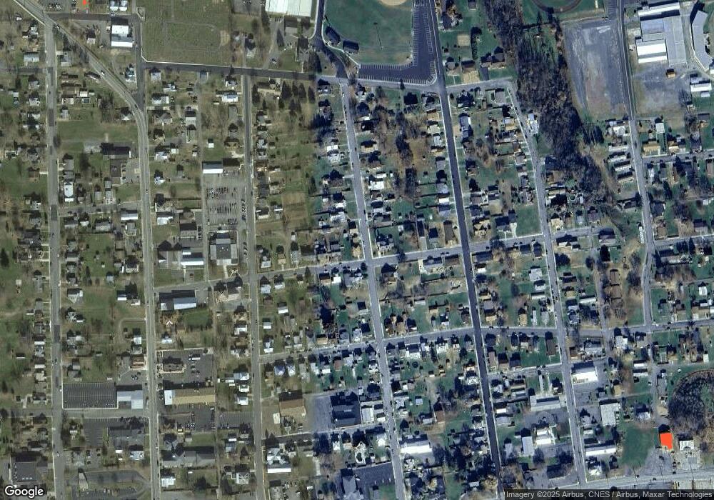 117 Highland Ave, Petersburg, WV 26847 - photo 1