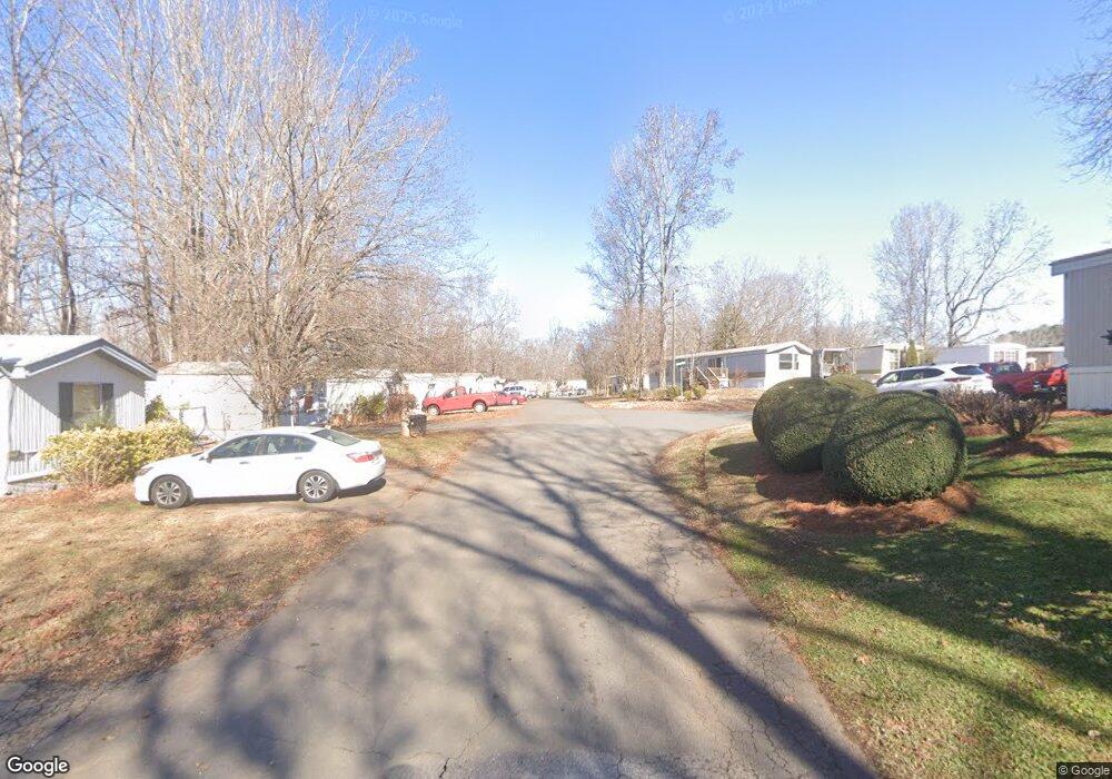 118 Pine Lake Dr, Clover, SC 29710 - photo 1