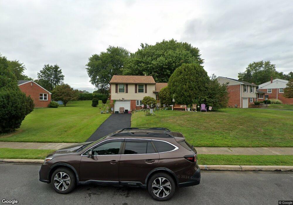 713 Cambridge Rd, Brookhaven, PA 19015 - photo 1